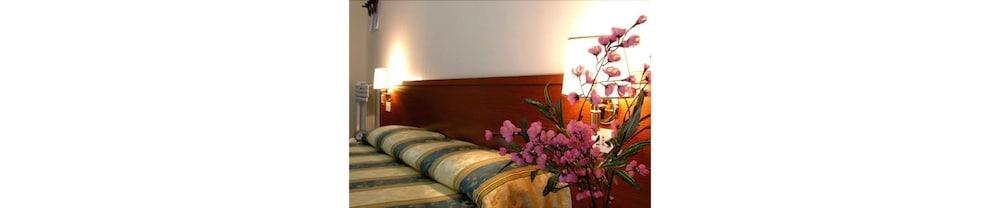 Hotel Maryelen 2 로마 외부 사진